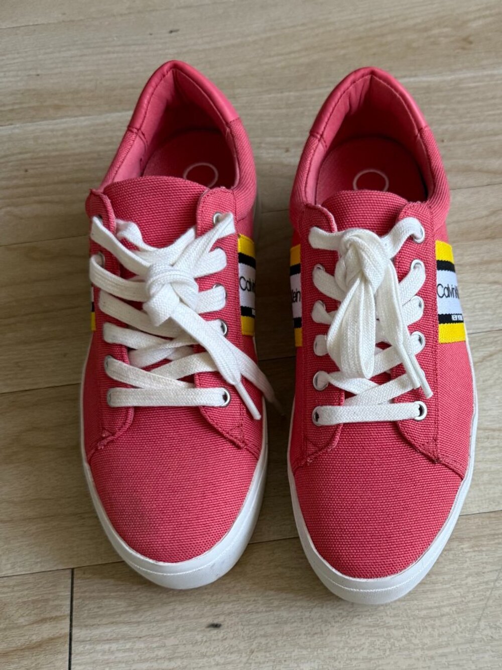 Calvin Klein Women's Fashion sneaker Shoes